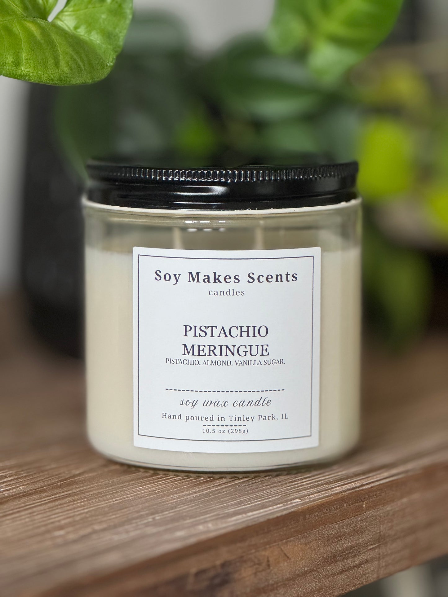Pistachio Meringue 10.5 oz soy wax candle
