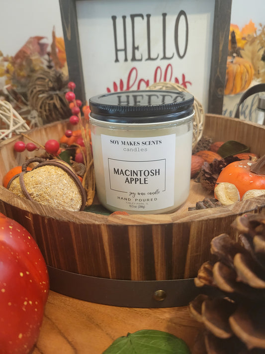 Macintosh Apple 10.5oz soy wax candle