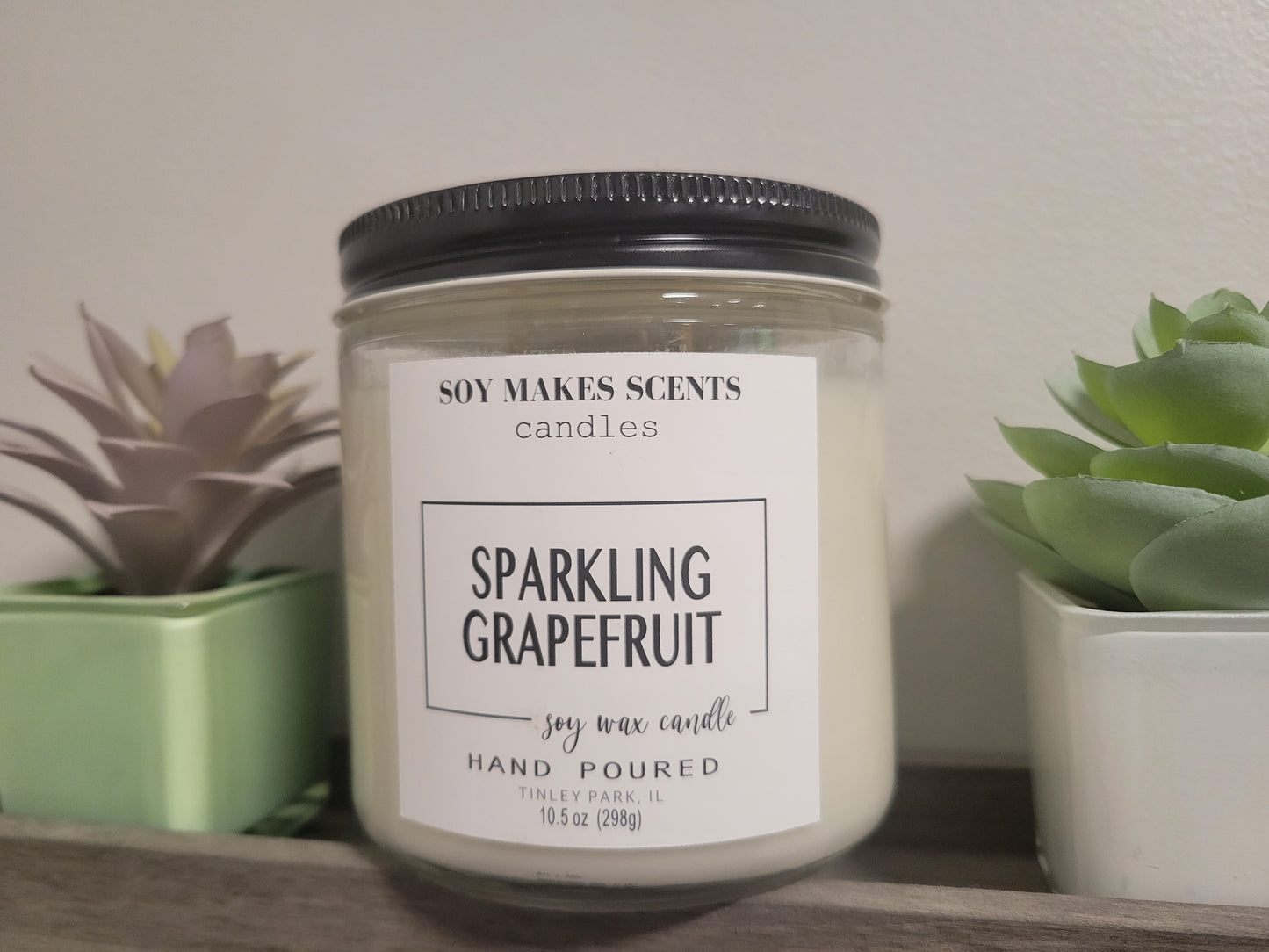 Sparkling Grapefruit 10.5oz soy wax candle