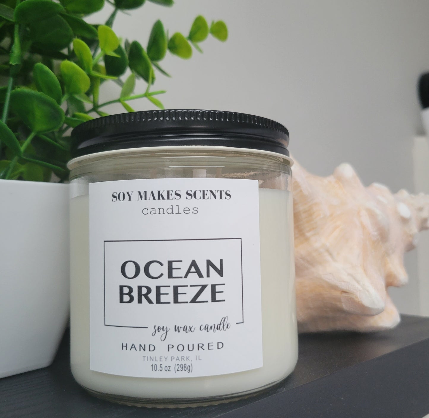 Ocean Breeze 10.5oz soy wax candle