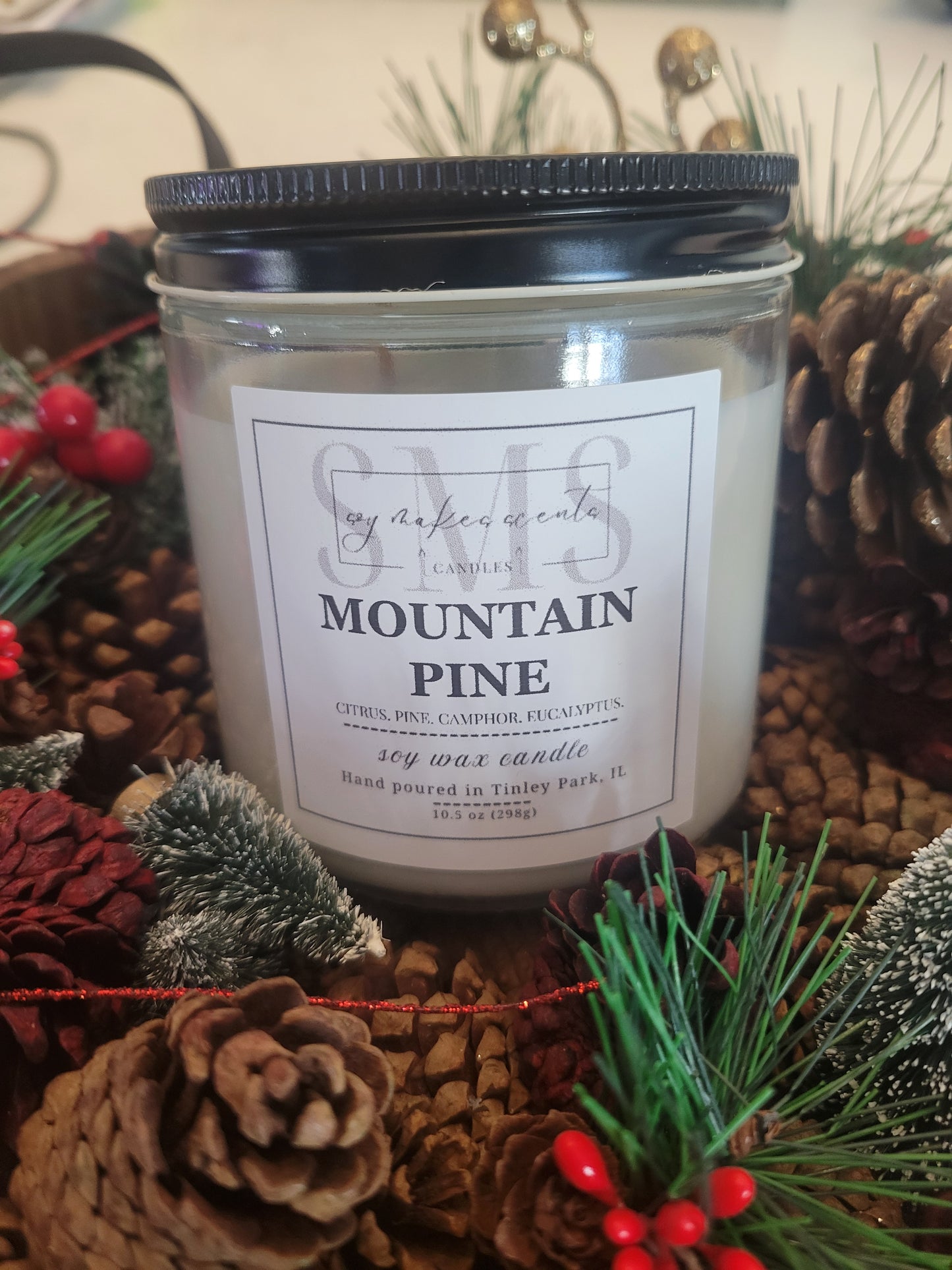 Mountain Pine 10.5oz soy wax candle