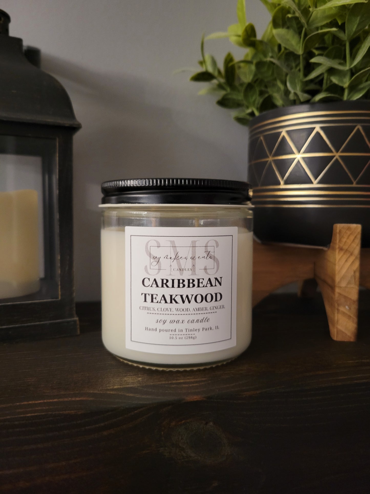 Caribbean Teakwood 10.5oz soy wax candle